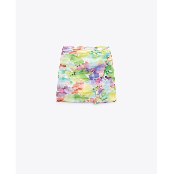 Zara ruched printed mini skirt - Multi Colored ✨ - Picture 4 of 11